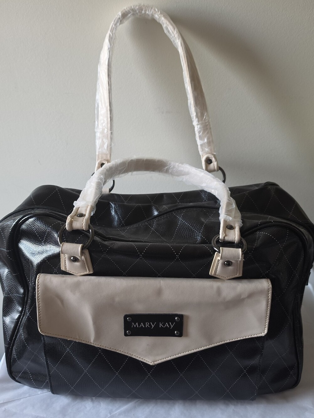 Mary Kay Sales Consultant Faux Quilted Leather Tote Bag Black/Ivory No Insert